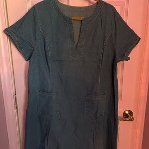 Relaxed Indigo Denim Midi Dress with Patch Pockets